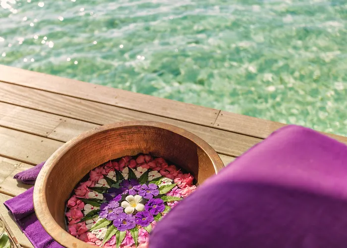 Hurawalhi Island Resort